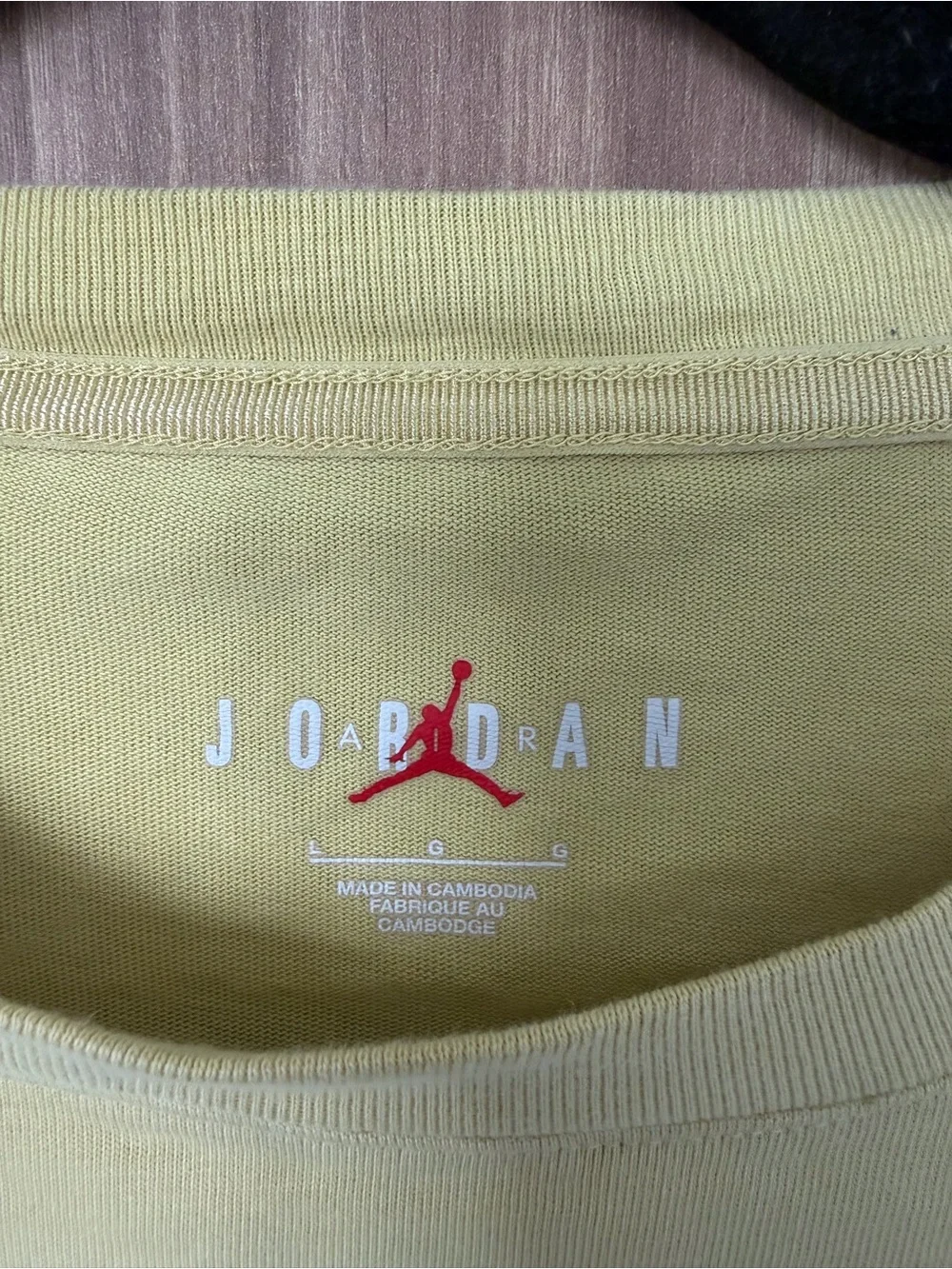 Air Jordan Men’s Short Sleeve Graphic T-Shirt in Pale Yellow